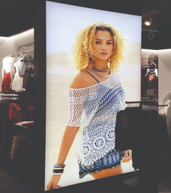 Tela tensionada comercial iluminada para vitrine