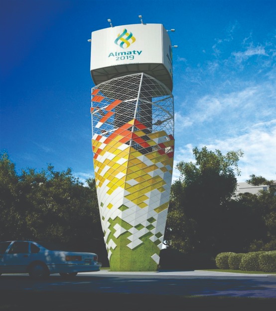 Totem grande iluminado com design colorido e moderno para comunicação visual externa
