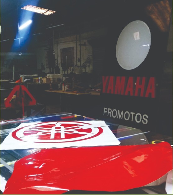 Fachada Yamaha com letras em acrílico para identificação comercial
