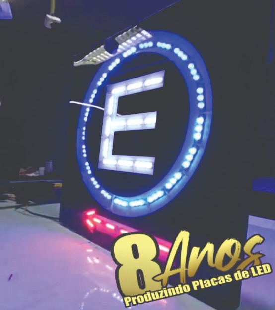 Placa LED de estacionamento com iluminação para sinalização de vagas